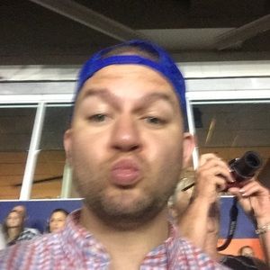 Meet your Posher, Joel